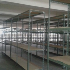 PLYWOOD CAPACITY - 200kg Per Layer