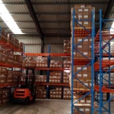 Heavy Duty Pallet Racks - 2tons Heavy Duty Pallet Racks - 2tons