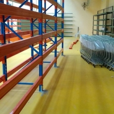 Heavy Duty Pallet Racks w/ Plywood Heavy Duty Pallet Racks w/ Plywood