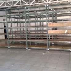 PLYWOOD CAPACITY - 200kg Per Layer