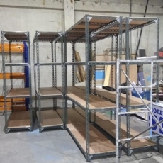 PLYWOOD CAPACITY - 200kg Per Layer