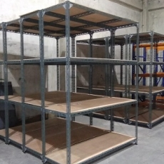 PLYWOOD CAPACITY - 200kg Per Layer