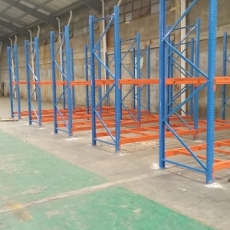 Heavy Duty Pallet Racks - 2tons