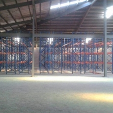 Heavy Duty Pallet Racks - 2tons