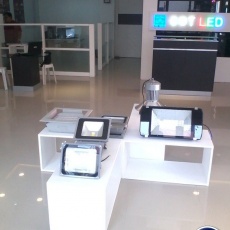 cot led showroom 7 cot led showroom 7