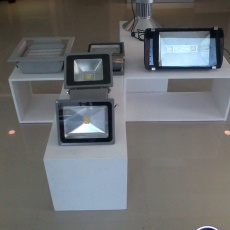 cot led showroom 16 cot led showroom 16