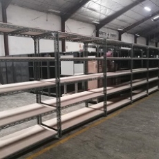 PLYWOOD CAPACITY - 200kg Per Layer