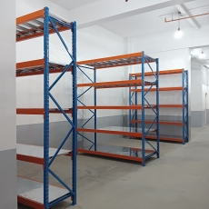 LIGHT DUTY PALLET RACKS