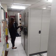 mobile shelving shela pic 1